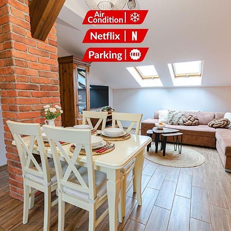 Bronowicka Premium Apartment - 52M2 With Private Parking Cracovie Extérieur photo