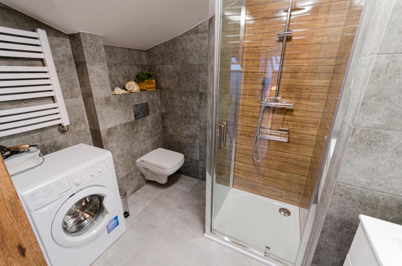 Bronowicka Premium Apartment - 52M2 With Private Parking Cracovie Extérieur photo