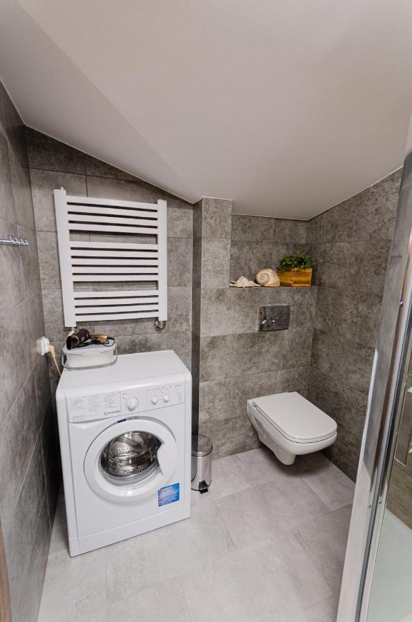 Bronowicka Premium Apartment - 52M2 With Private Parking Cracovie Extérieur photo