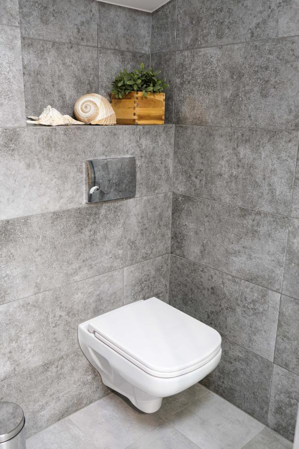 Bronowicka Premium Apartment - 52M2 With Private Parking Cracovie Extérieur photo