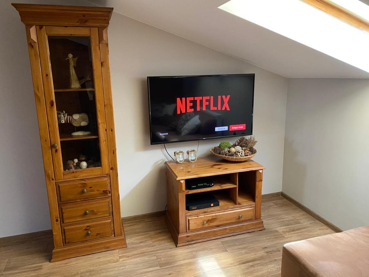 Bronowicka Premium Apartment - 52M2 With Private Parking Cracovie Extérieur photo